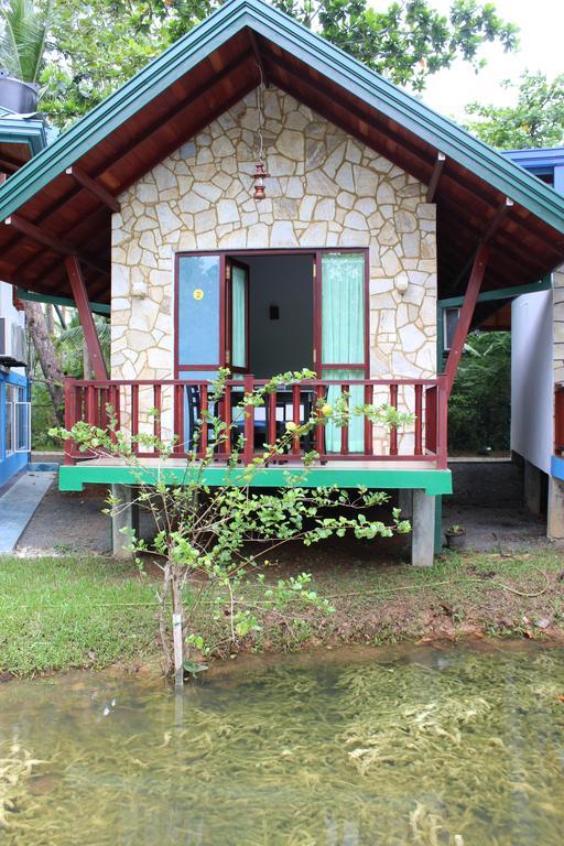 Azzurra Hikkaduwa Villa Phòng bức ảnh
