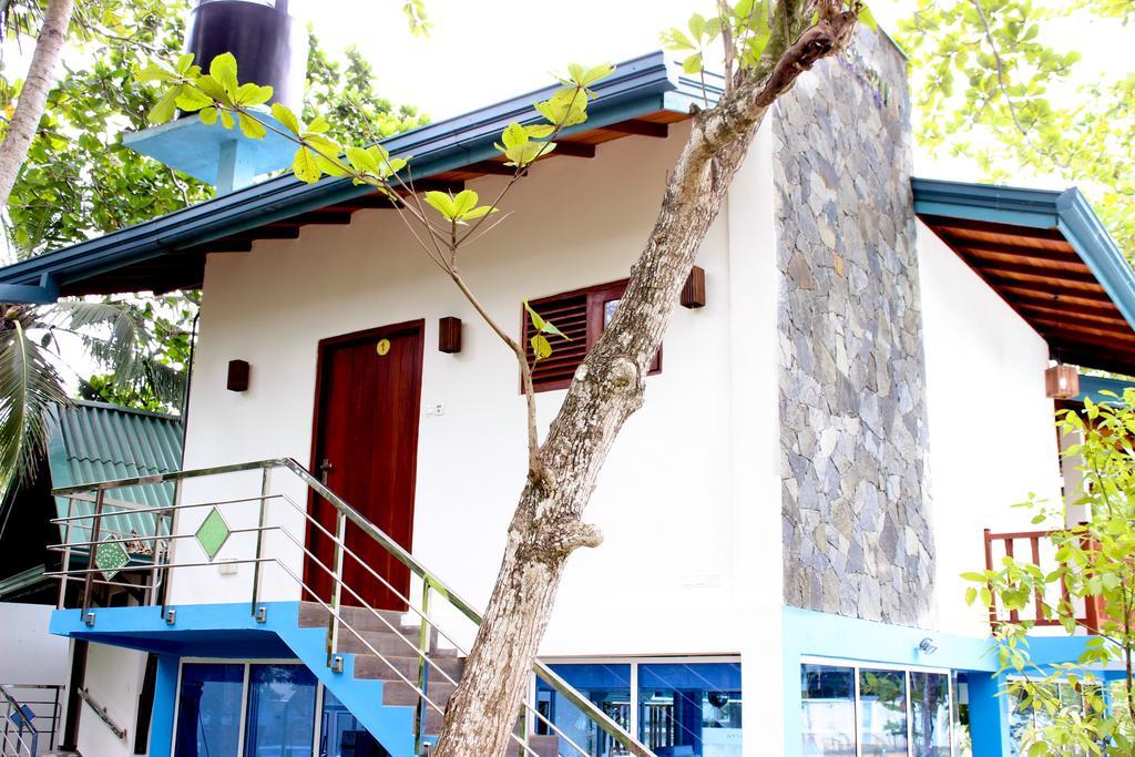 Azzurra Hikkaduwa Villa Phòng bức ảnh