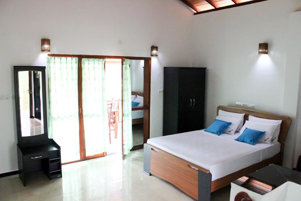 Azzurra Hikkaduwa Villa Ngoại thất bức ảnh